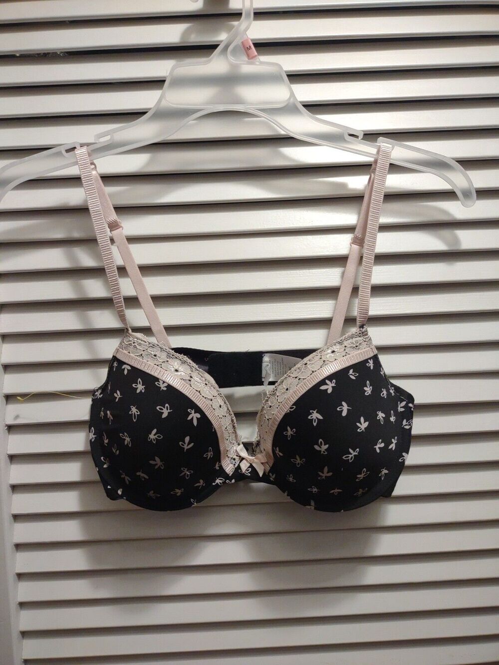 Jessica Simpson women's 34C black pink lace lightly lined Underwire bra